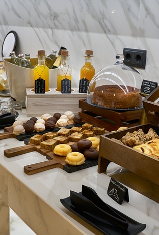 El Taller Buffet  Vincci Larios Diez Málaga